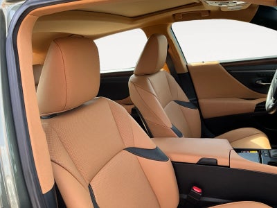 2025 Lexus ES 300h ES 300h
