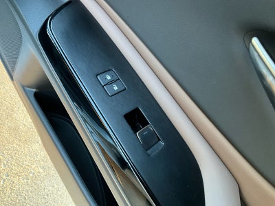 2025 Lexus ES 300h Luxury