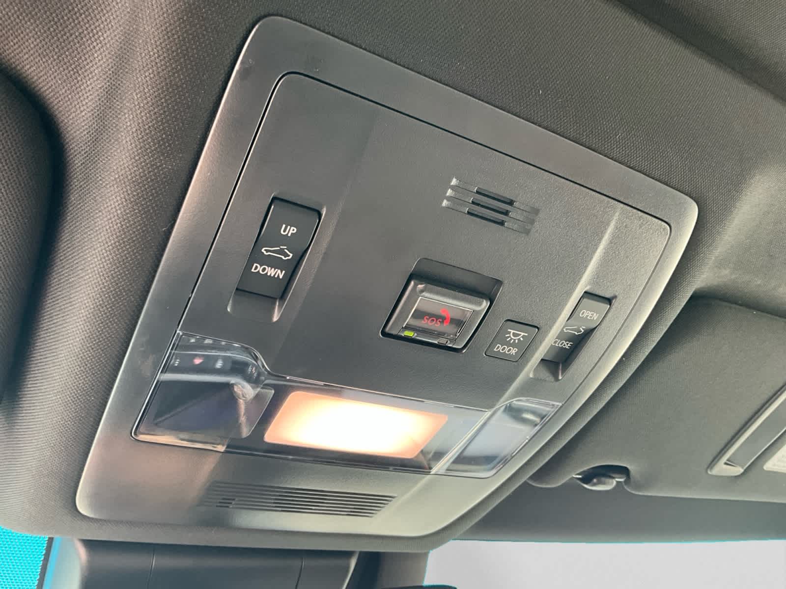 2023 Lexus ES 300h Luxury