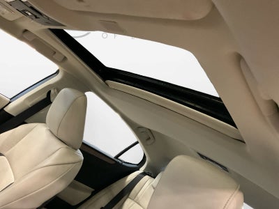 2025 Lexus ES 300h Luxury