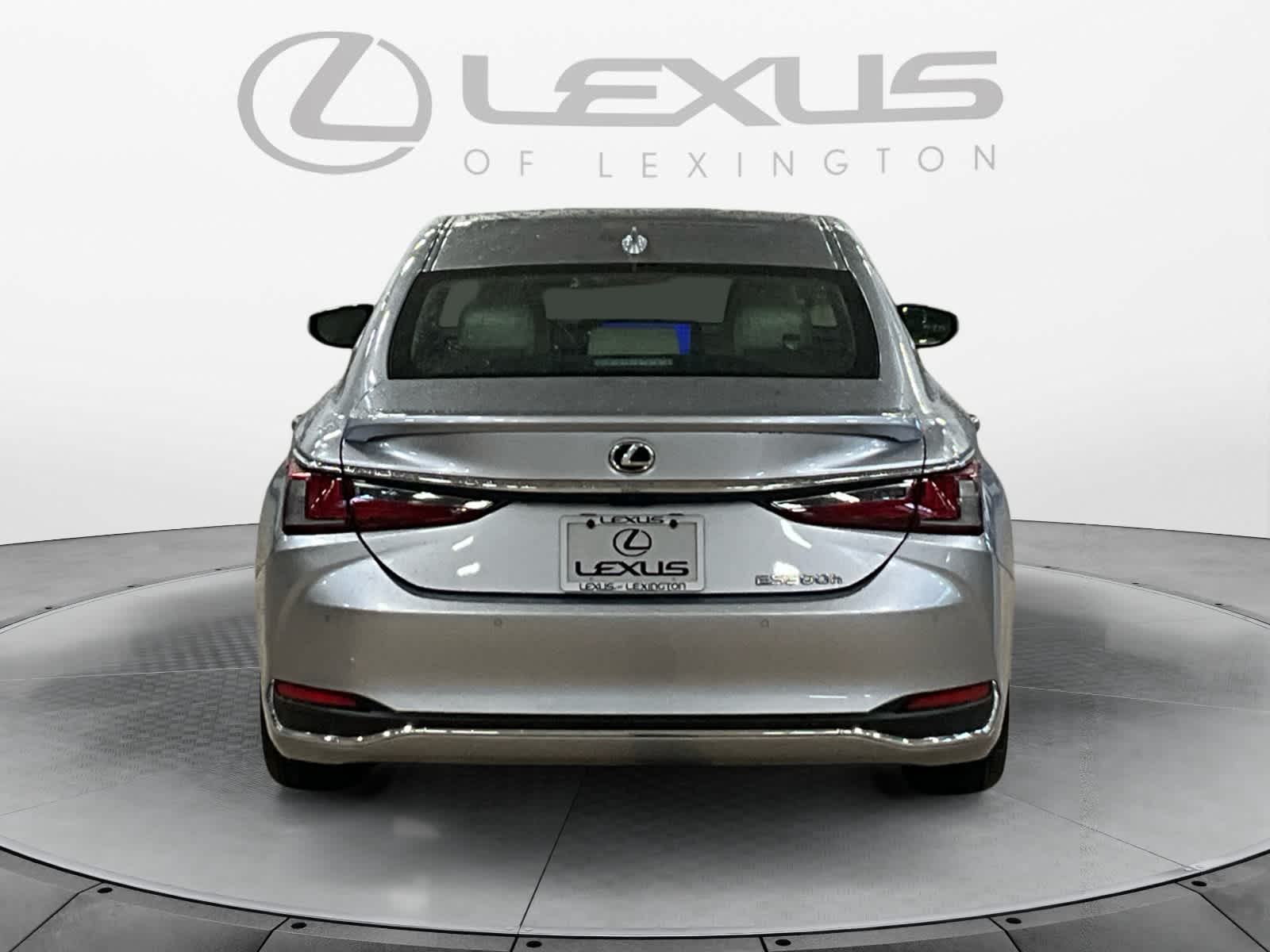 2025 Lexus ES 300h Luxury
