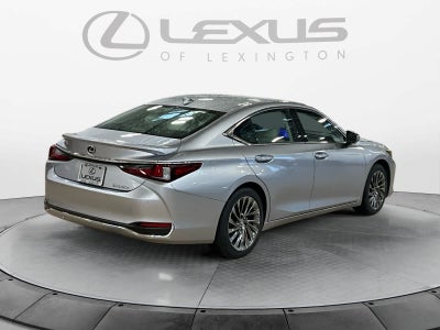 2025 Lexus ES 300h Luxury