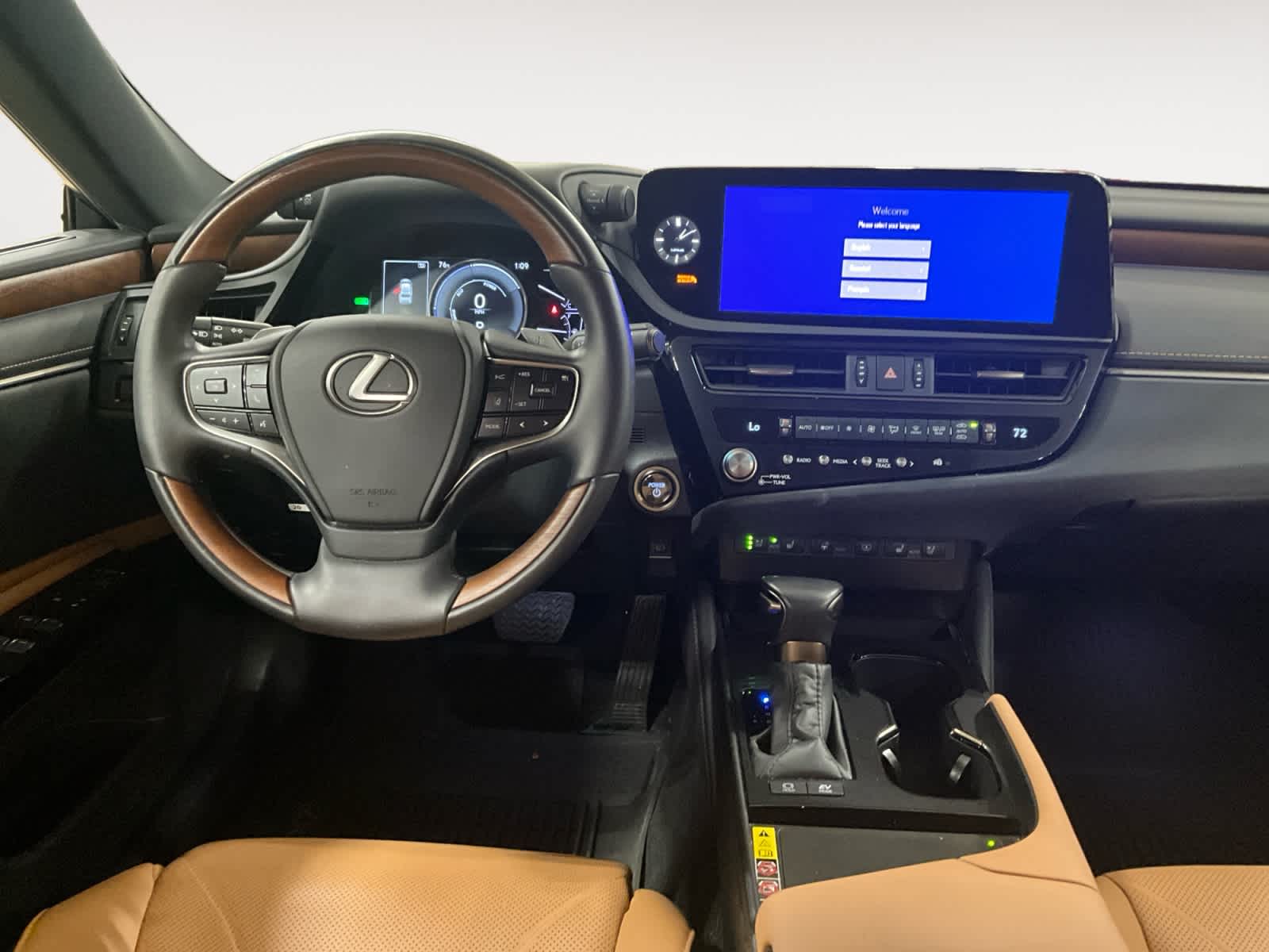 2025 Lexus ES 300h Luxury