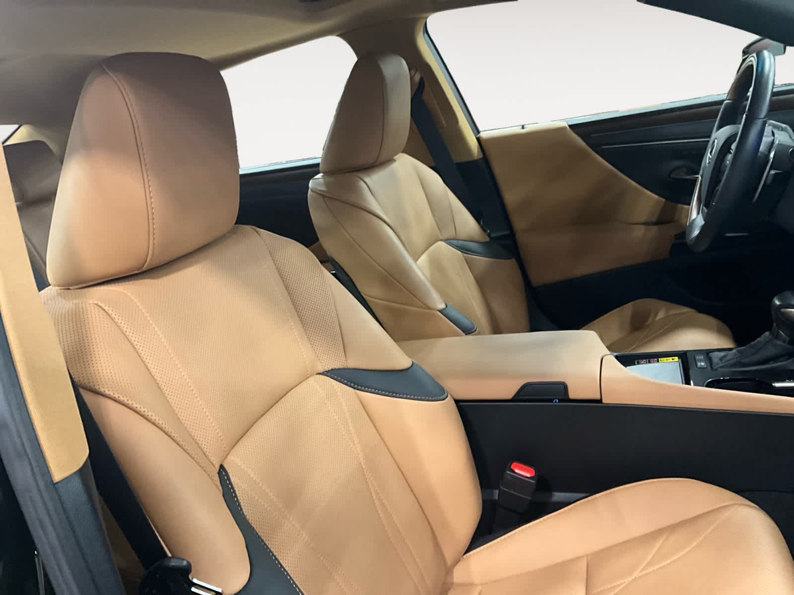 2025 Lexus ES 300h Luxury