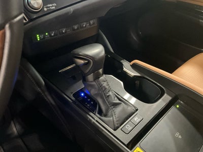2025 Lexus ES 300h Luxury