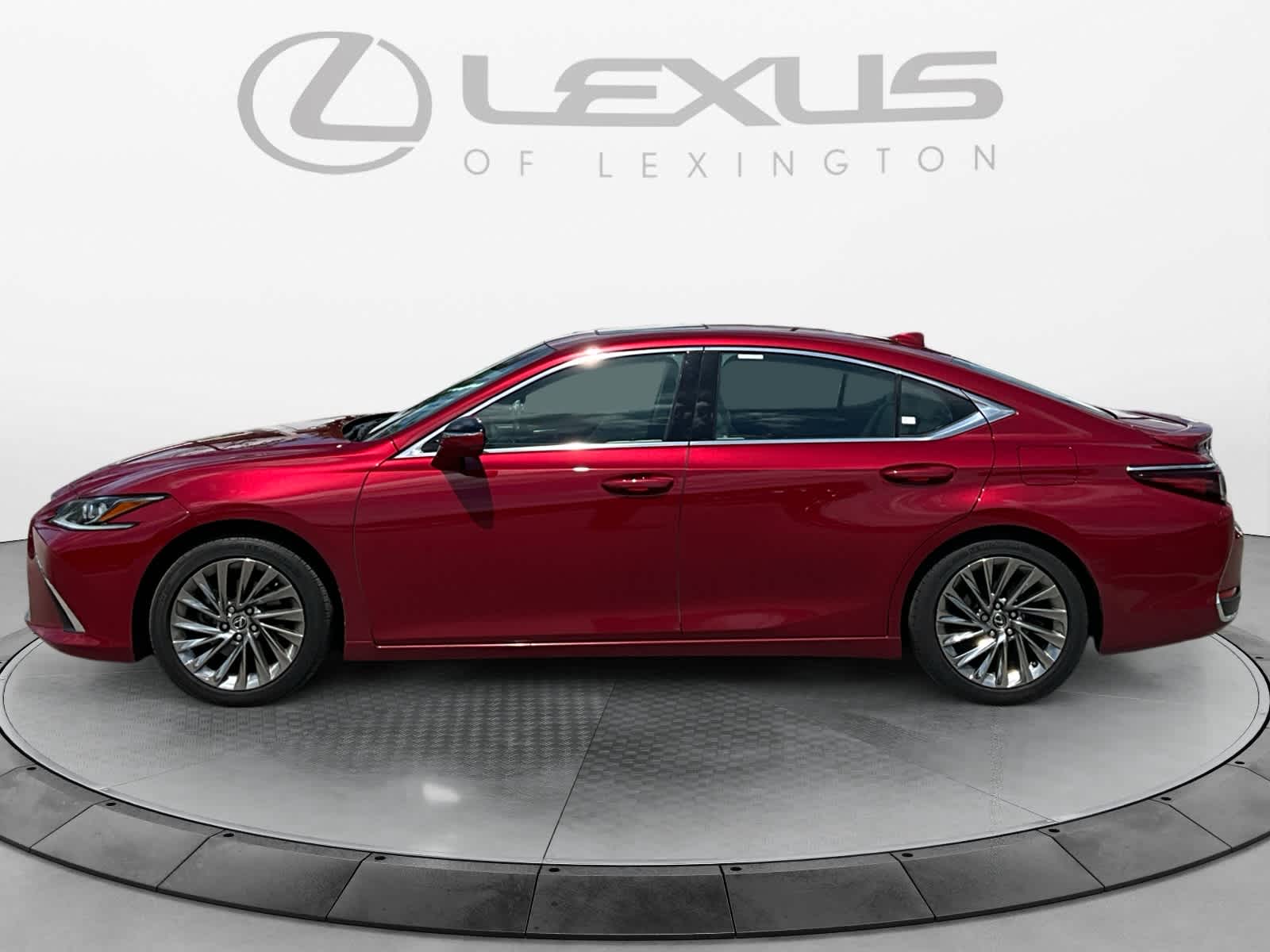 2025 Lexus ES 300h Luxury