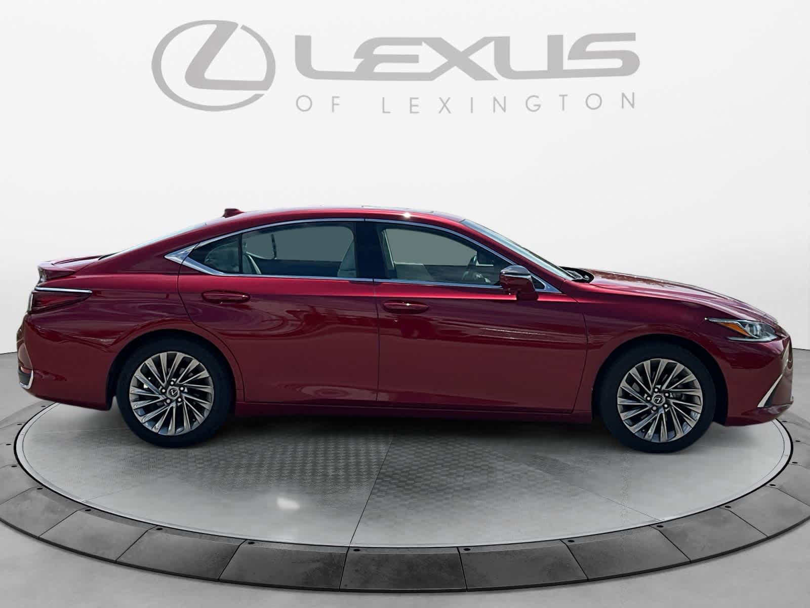 2025 Lexus ES 300h Luxury
