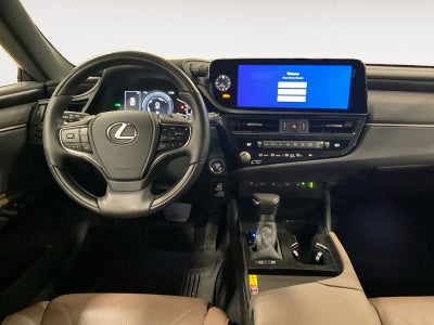 2025 Lexus ES 300h Luxury