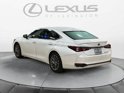 2025 Lexus ES 300h Luxury