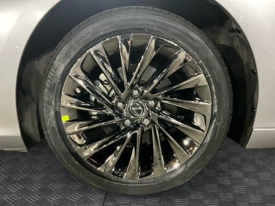 2024 Lexus ES Luxury