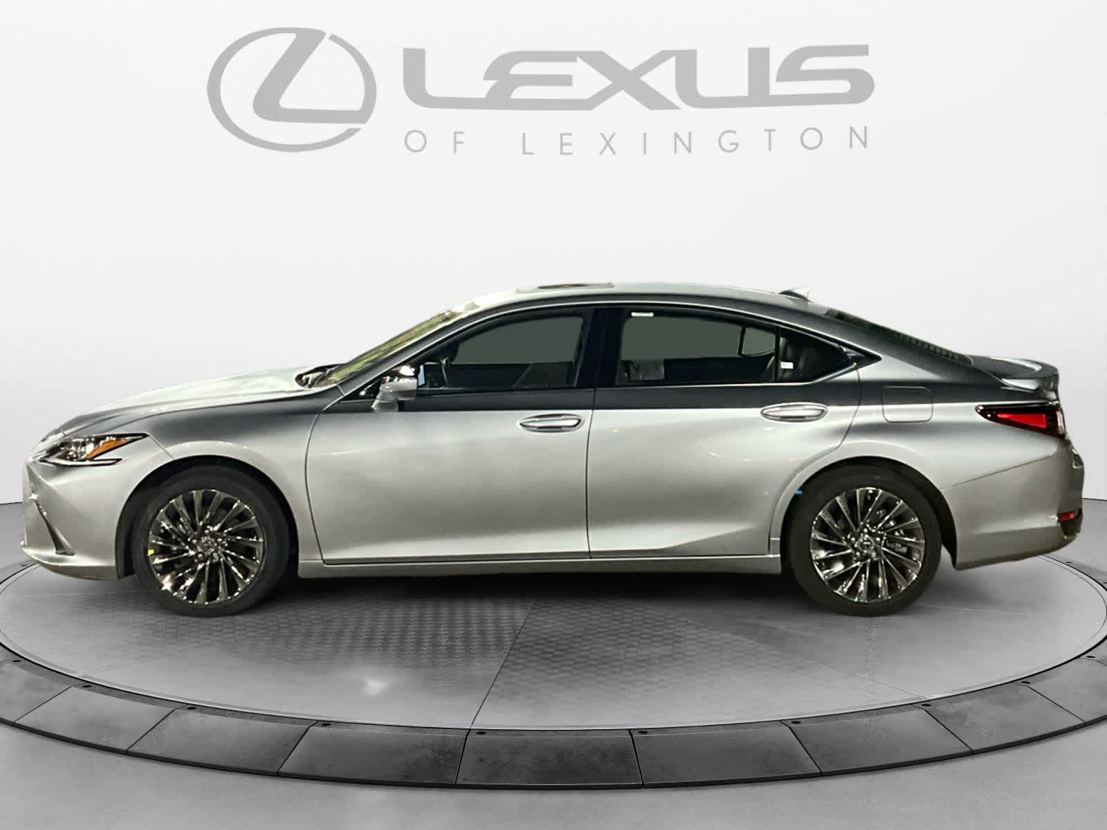 2024 Lexus ES Luxury
