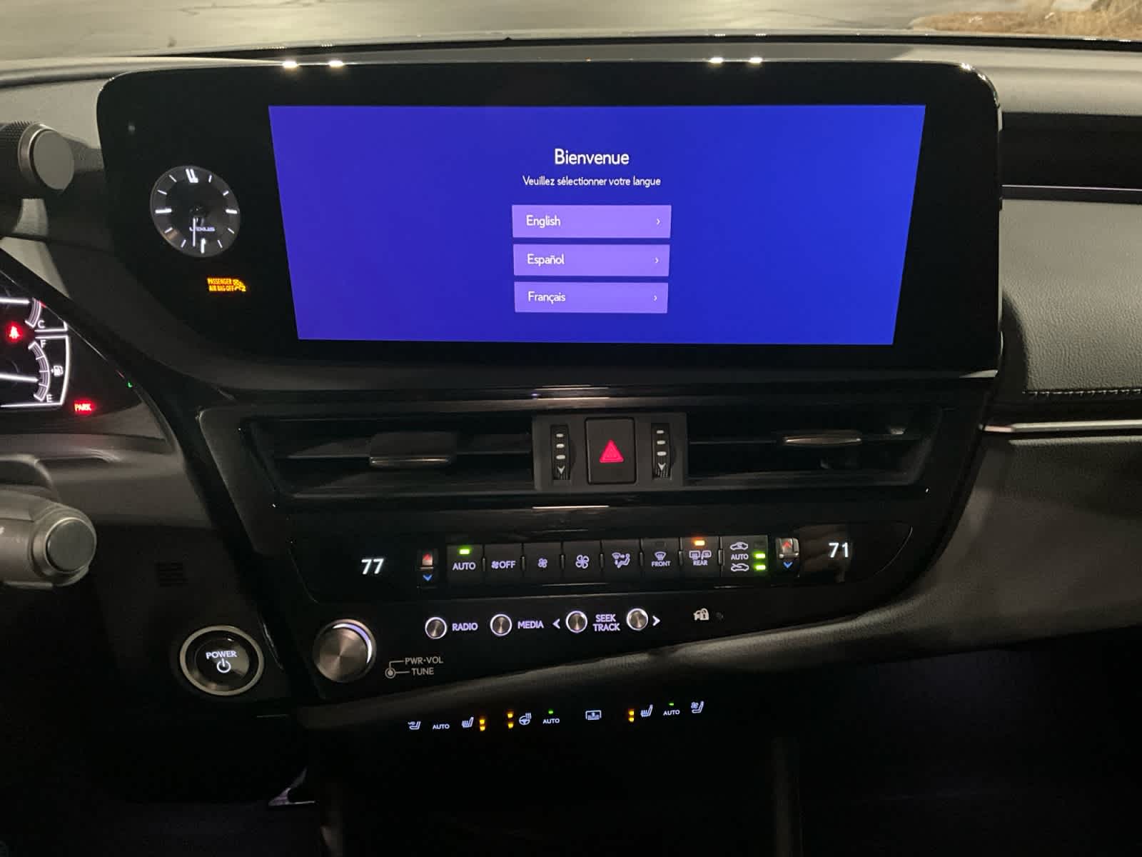 2024 Lexus ES Luxury