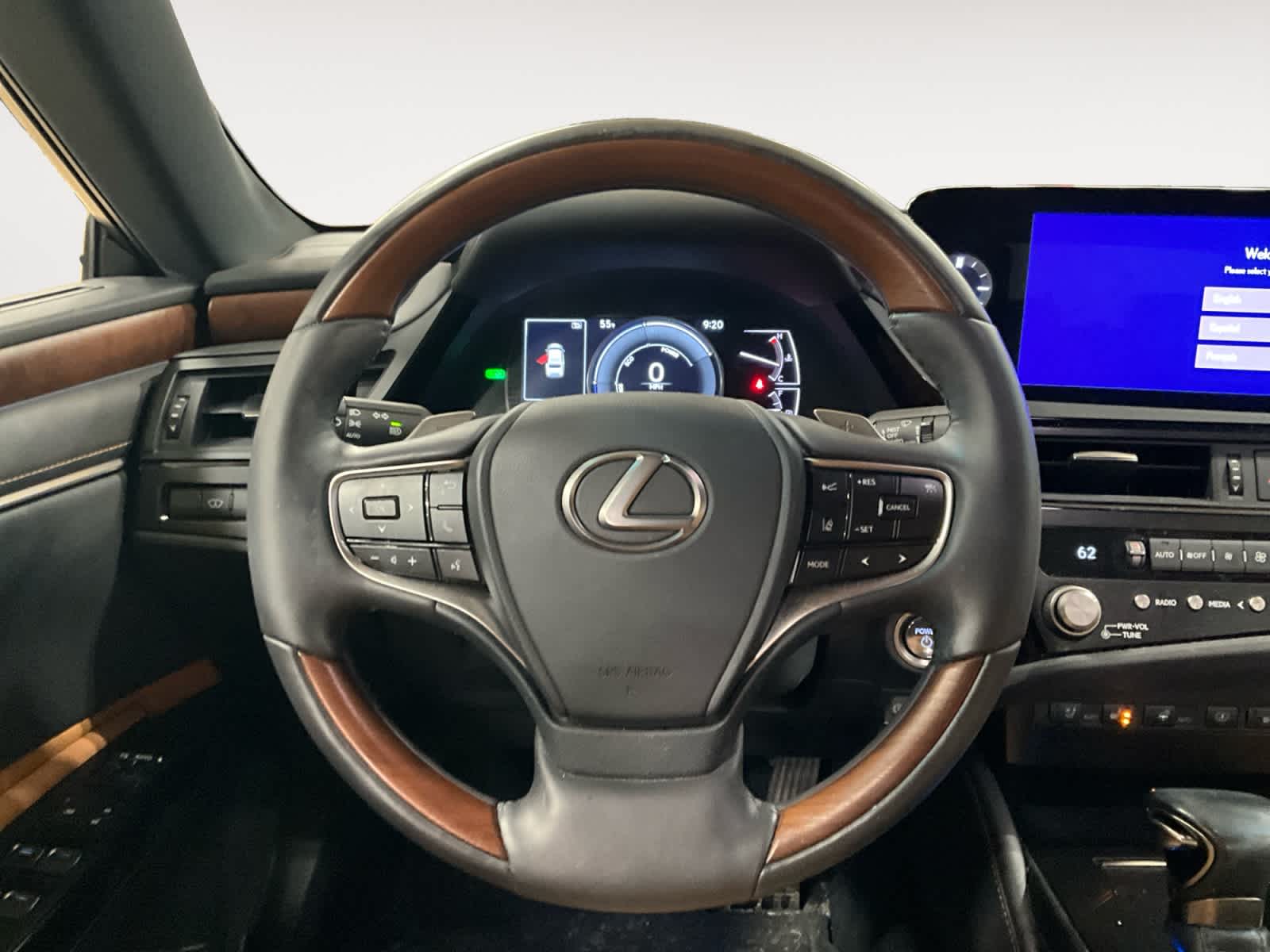 2023 Lexus ES Luxury