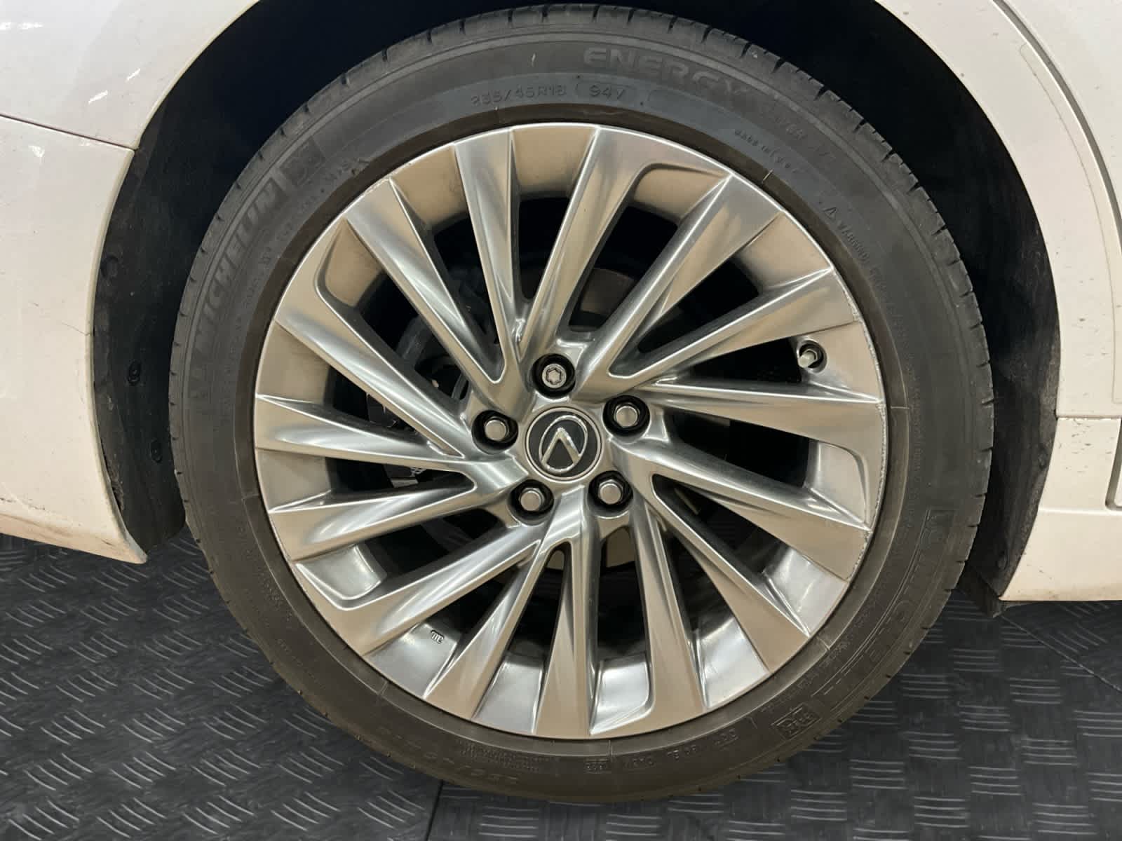 2023 Lexus ES Luxury