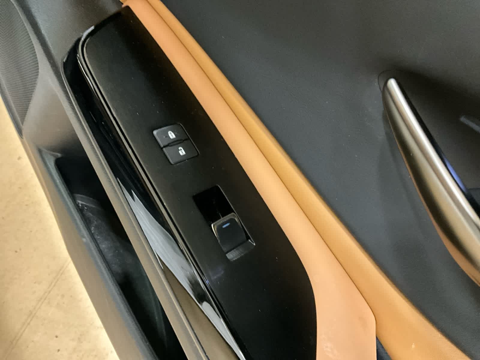 2023 Lexus ES Luxury