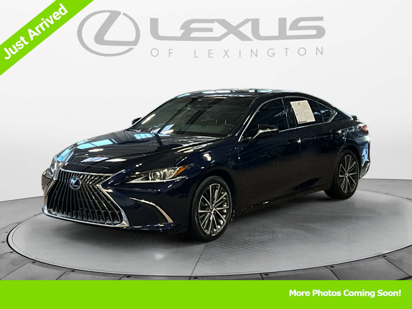 2023 Lexus ES Luxury