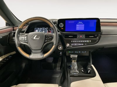 2025 Lexus ES 350 Luxury