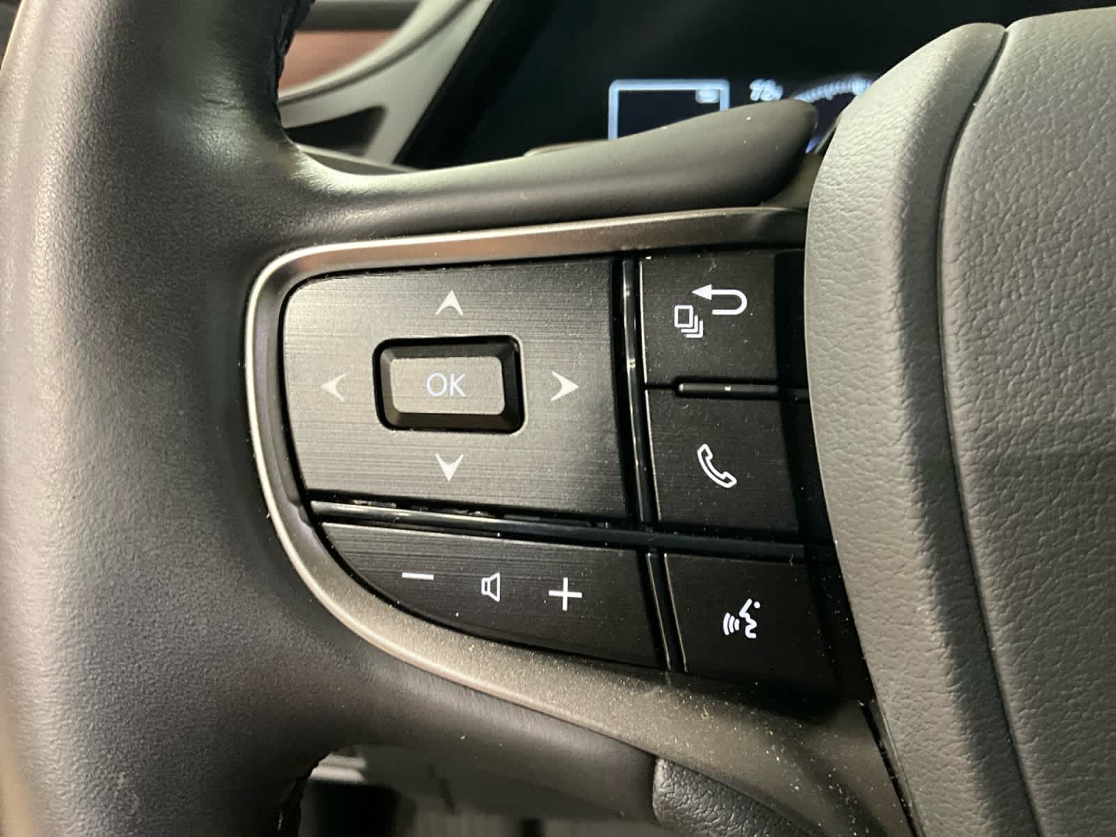 2025 Lexus ES 350 Luxury