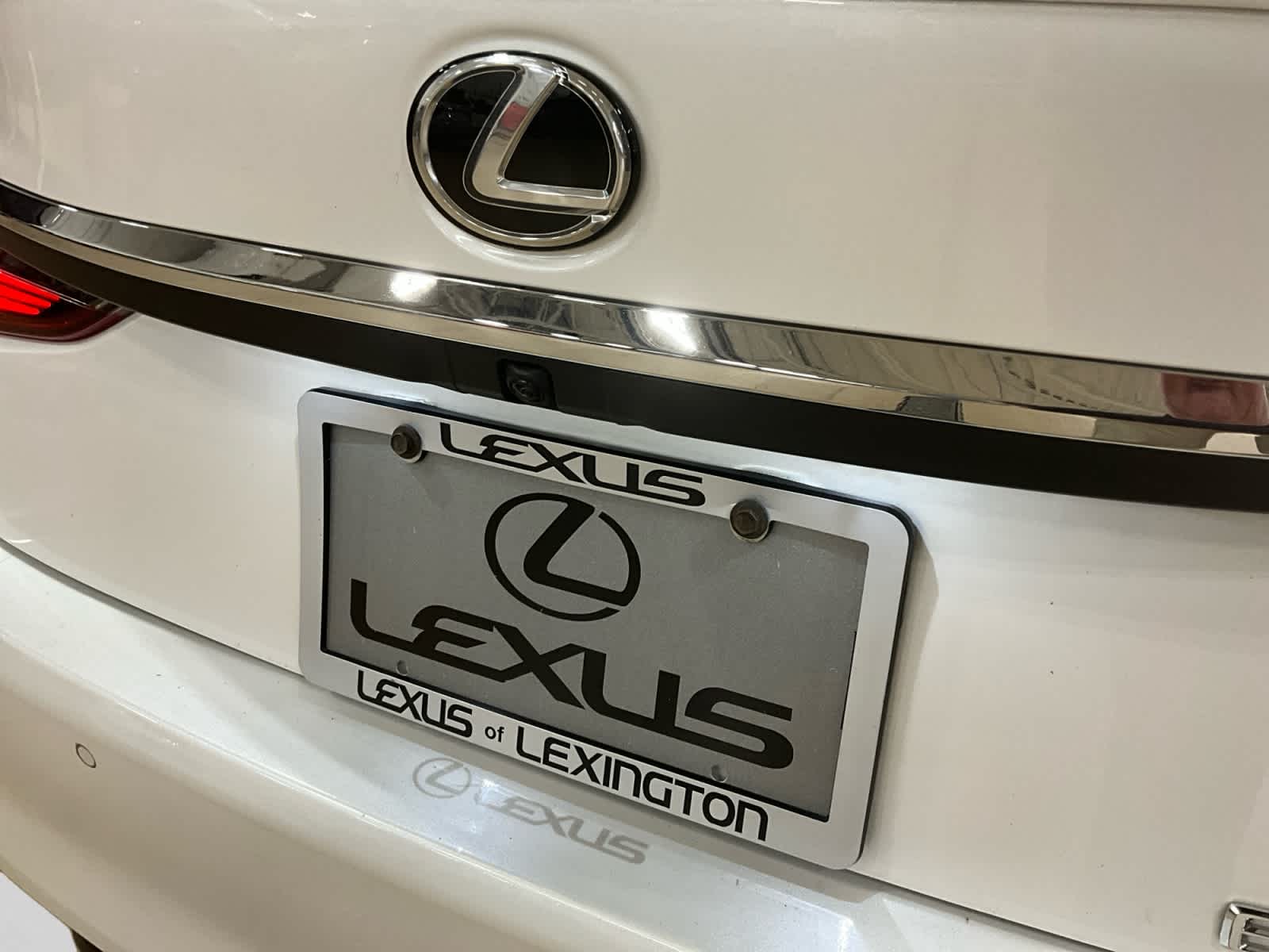 2024 Lexus ES 350 Luxury