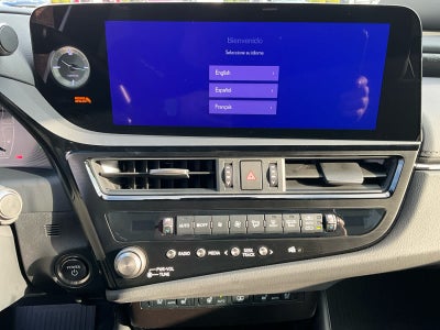 2025 Lexus ES Ultra Luxury