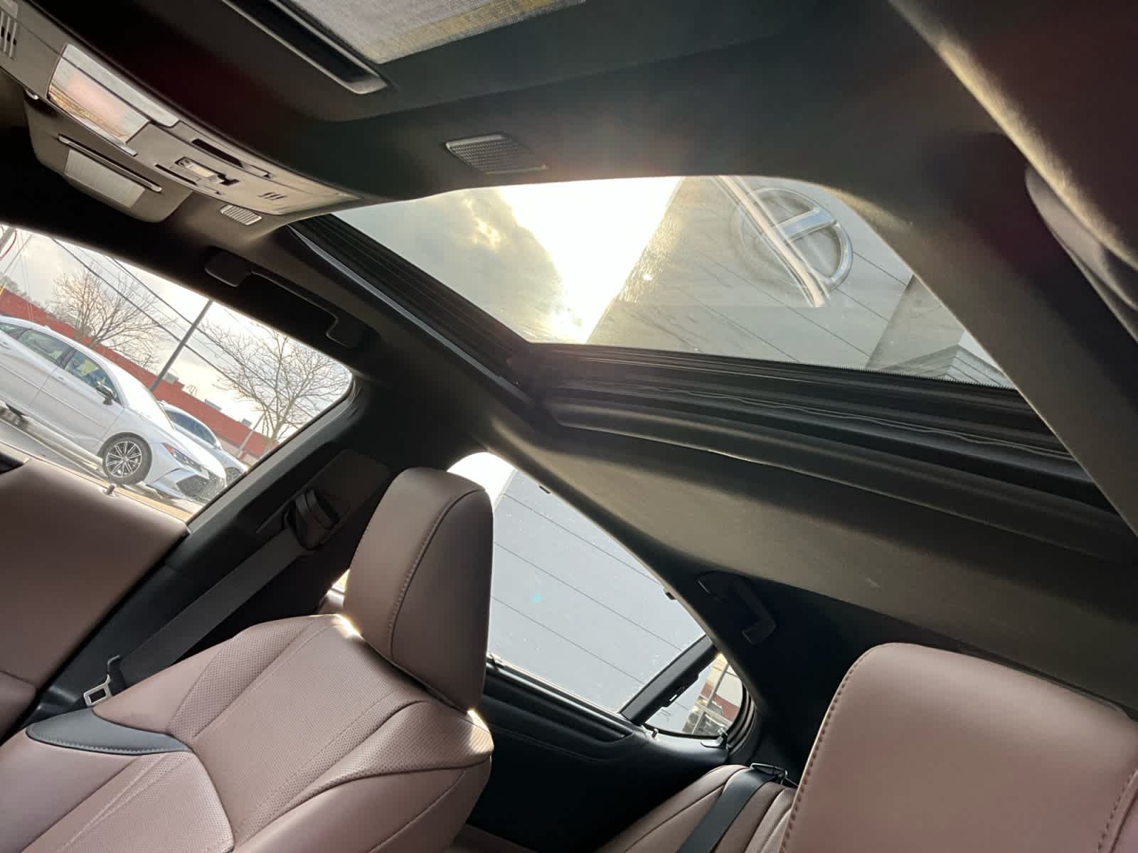 2025 Lexus ES Ultra Luxury