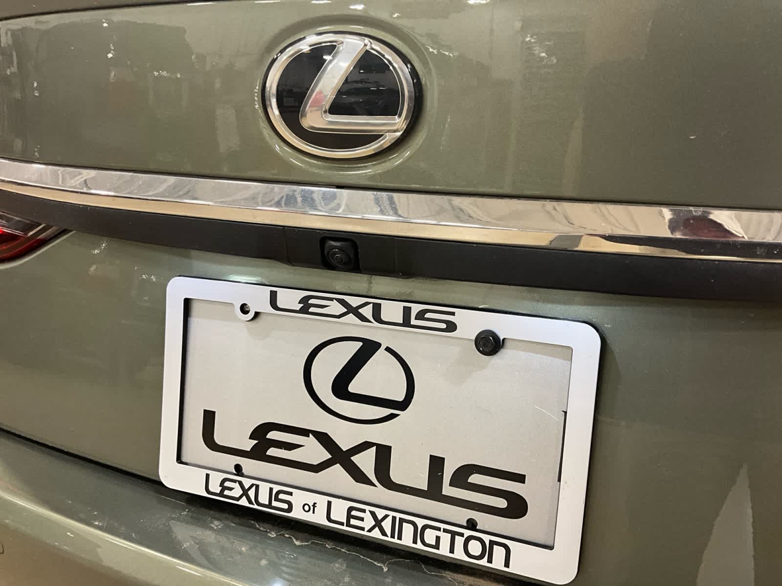 2024 Lexus ES 300h Ultra Luxury