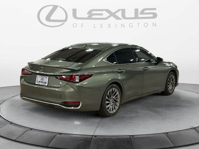 2024 Lexus ES 300h Ultra Luxury
