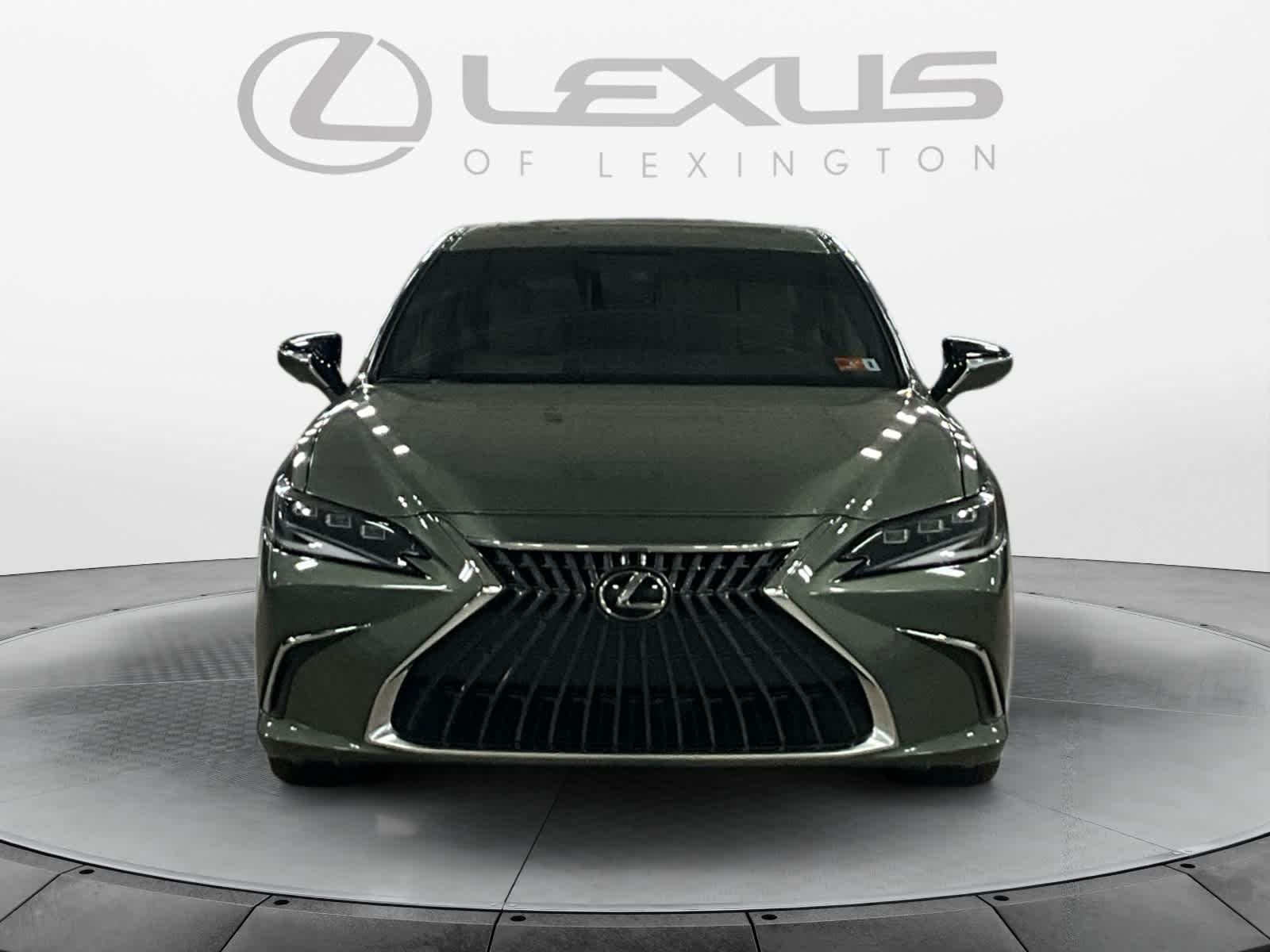 2024 Lexus ES 300h Ultra Luxury