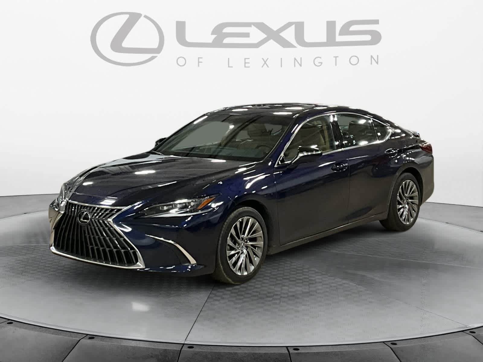 2025 Lexus ES 300h Ultra Luxury