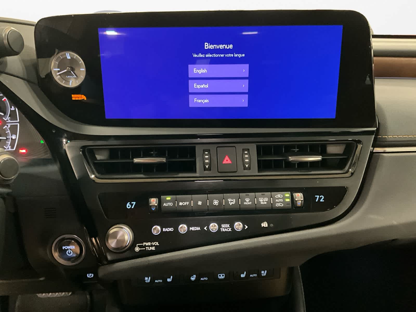 2025 Lexus ES 300h Ultra Luxury