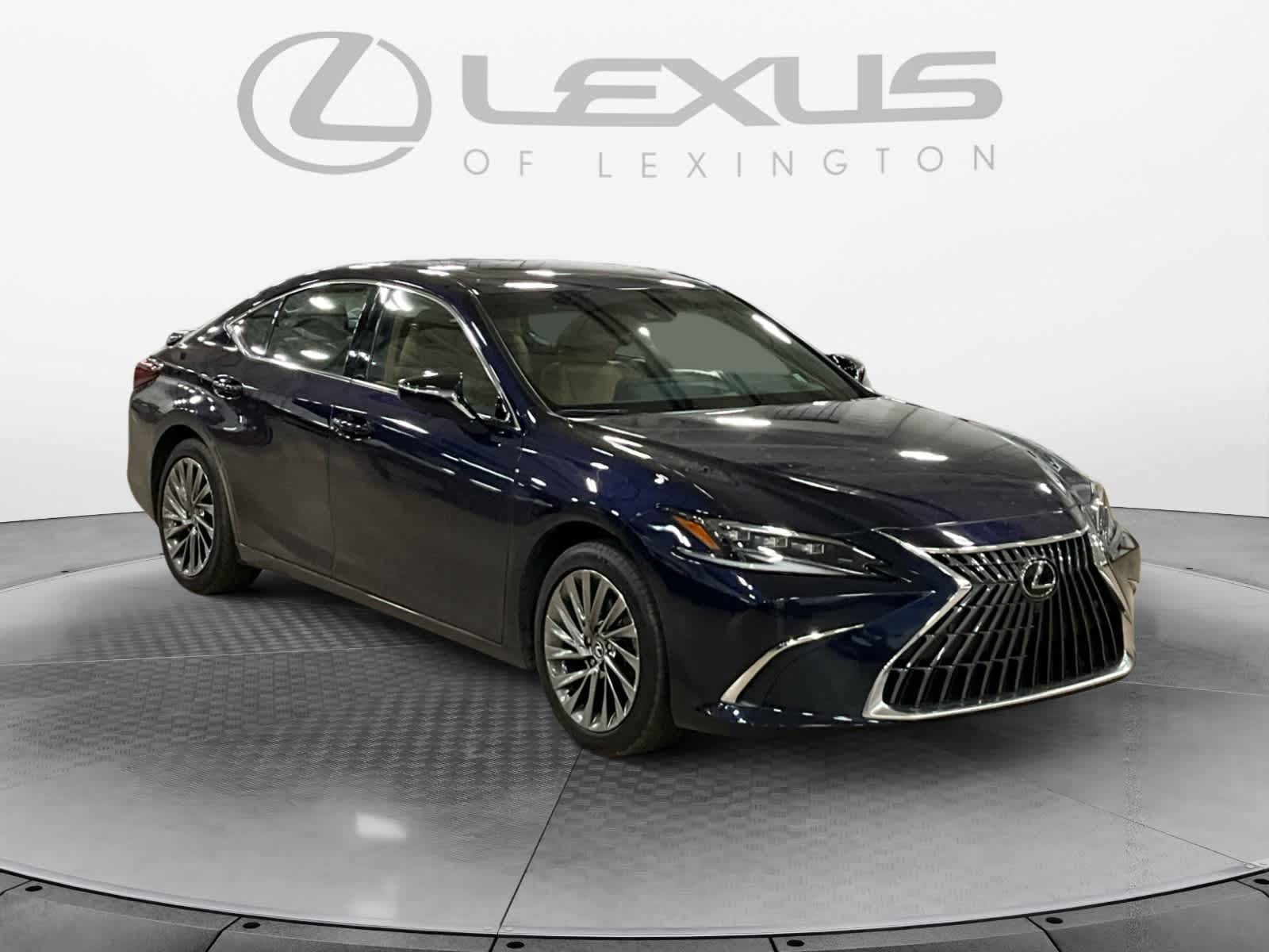 2025 Lexus ES 300h Ultra Luxury