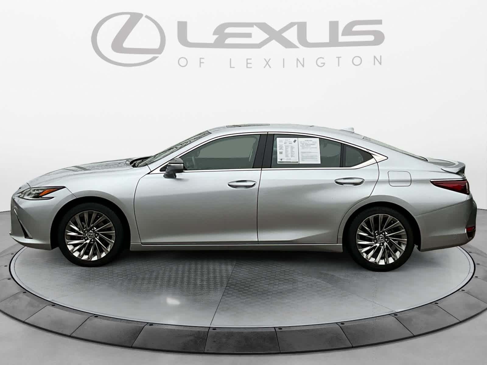 2025 Lexus ES Ultra Luxury
