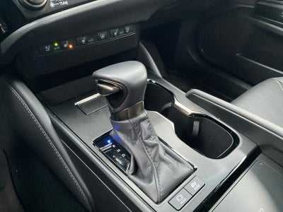 2025 Lexus ES 300h Ultra Luxury