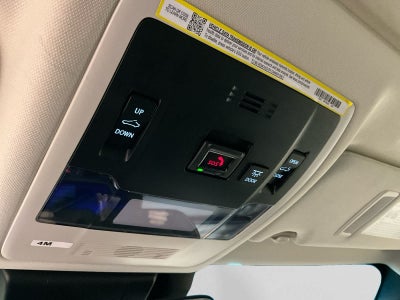 2025 Lexus ES 300h Ultra Luxury