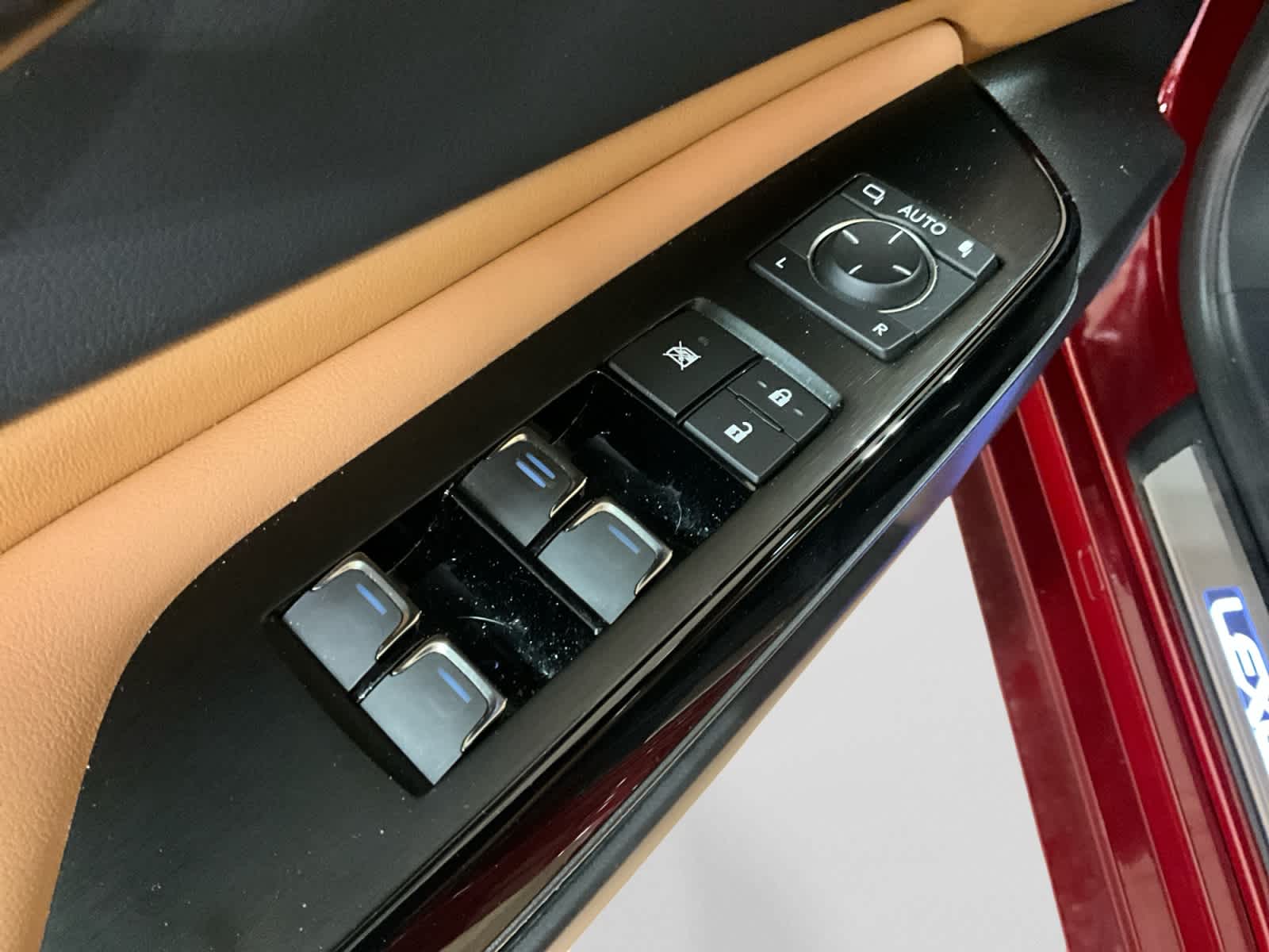 2024 Lexus ES 350 Ultra Luxury