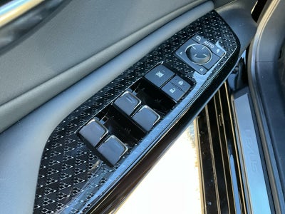 2025 Lexus ES F SPORT Handling