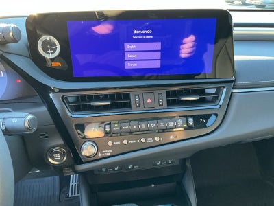 2025 Lexus ES F SPORT Handling