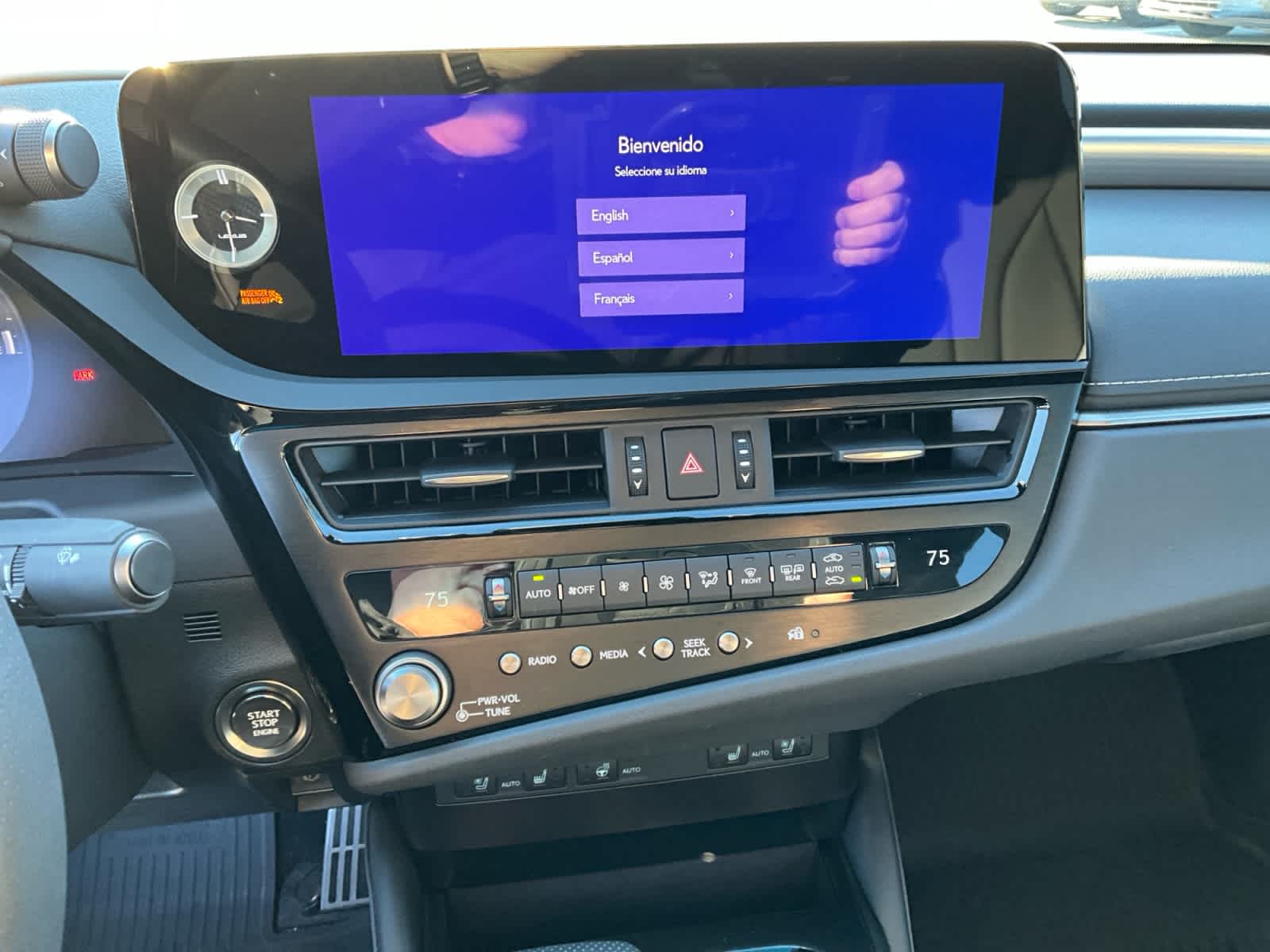 2025 Lexus ES F SPORT Handling