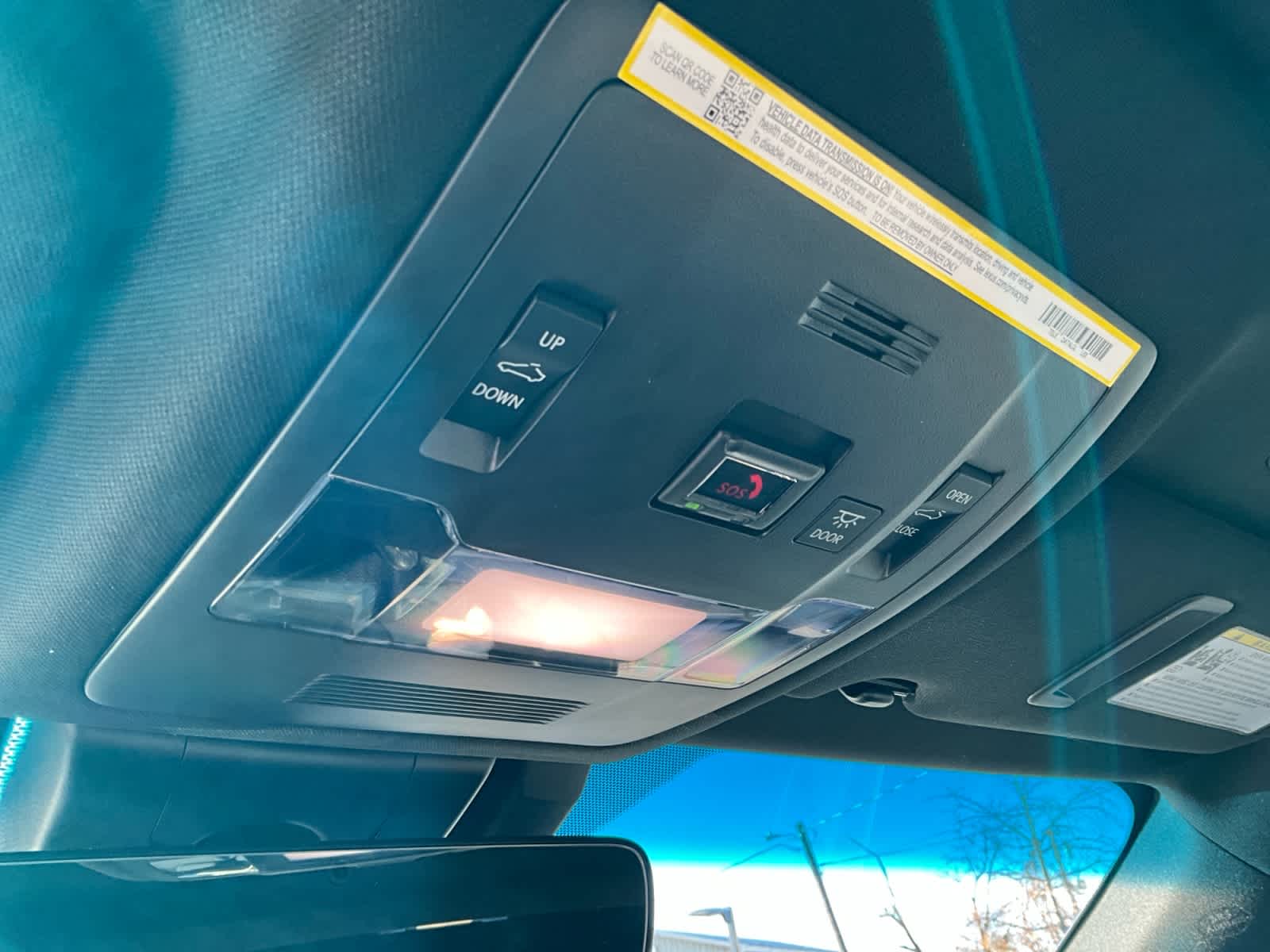 2025 Lexus ES F SPORT Handling