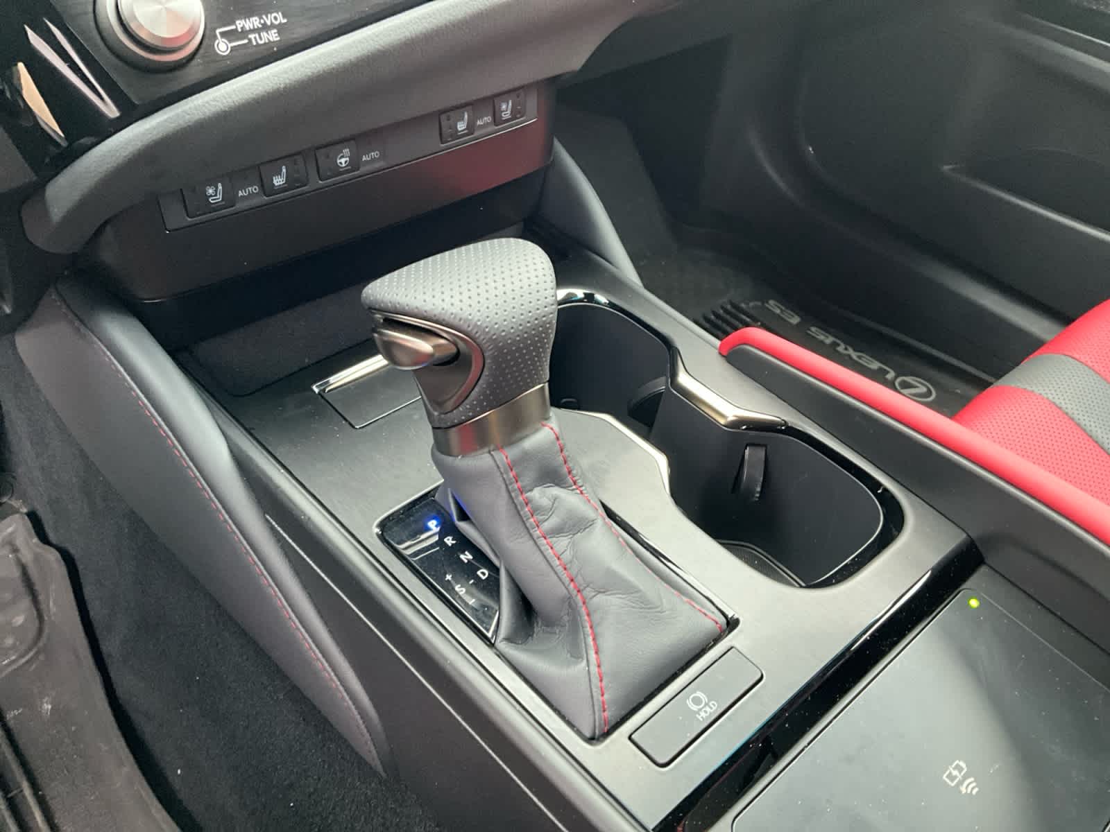 2025 Lexus ES F SPORT Handling