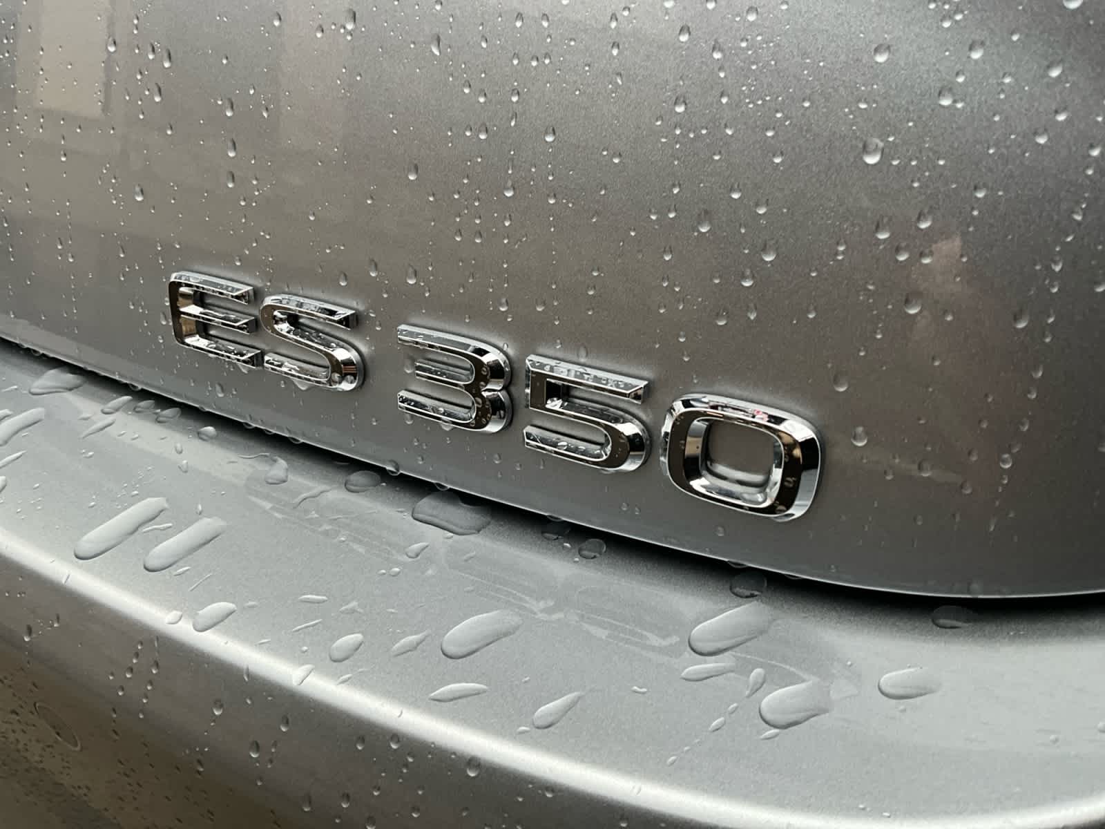 2025 Lexus ES F SPORT Handling