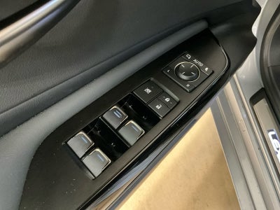 2023 Lexus ES 350 F SPORT Handling