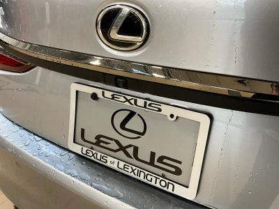 2023 Lexus ES 350 F SPORT Handling
