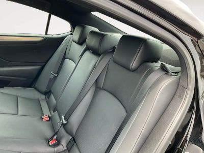 2024 Lexus ES 350 F SPORT Handling