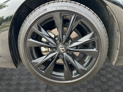 2024 Lexus ES 350 F SPORT Handling
