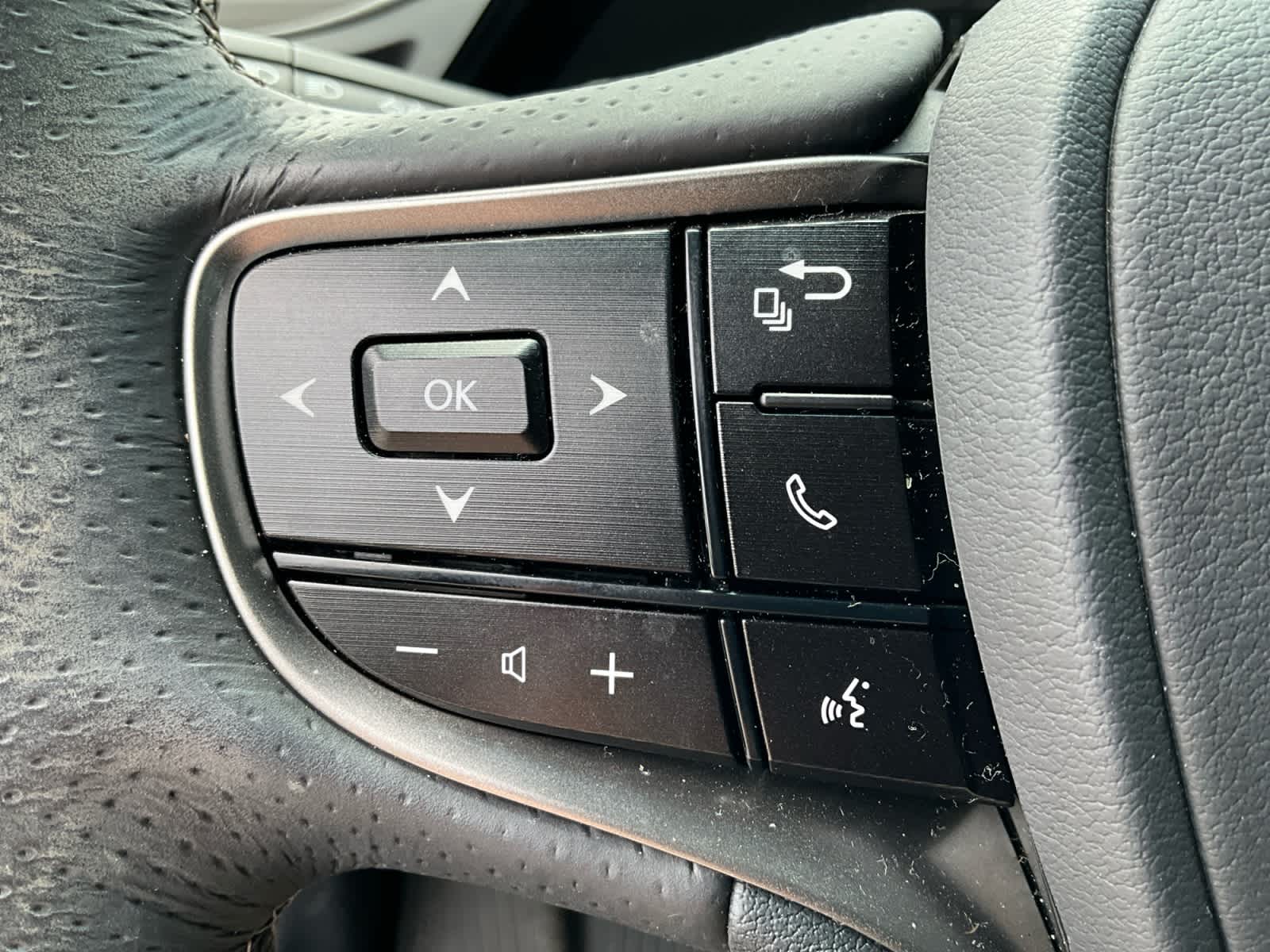 2024 Lexus ES 350 F SPORT Handling