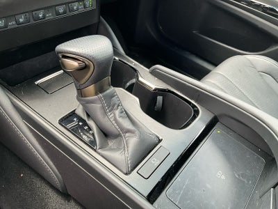 2024 Lexus ES 350 F SPORT Handling