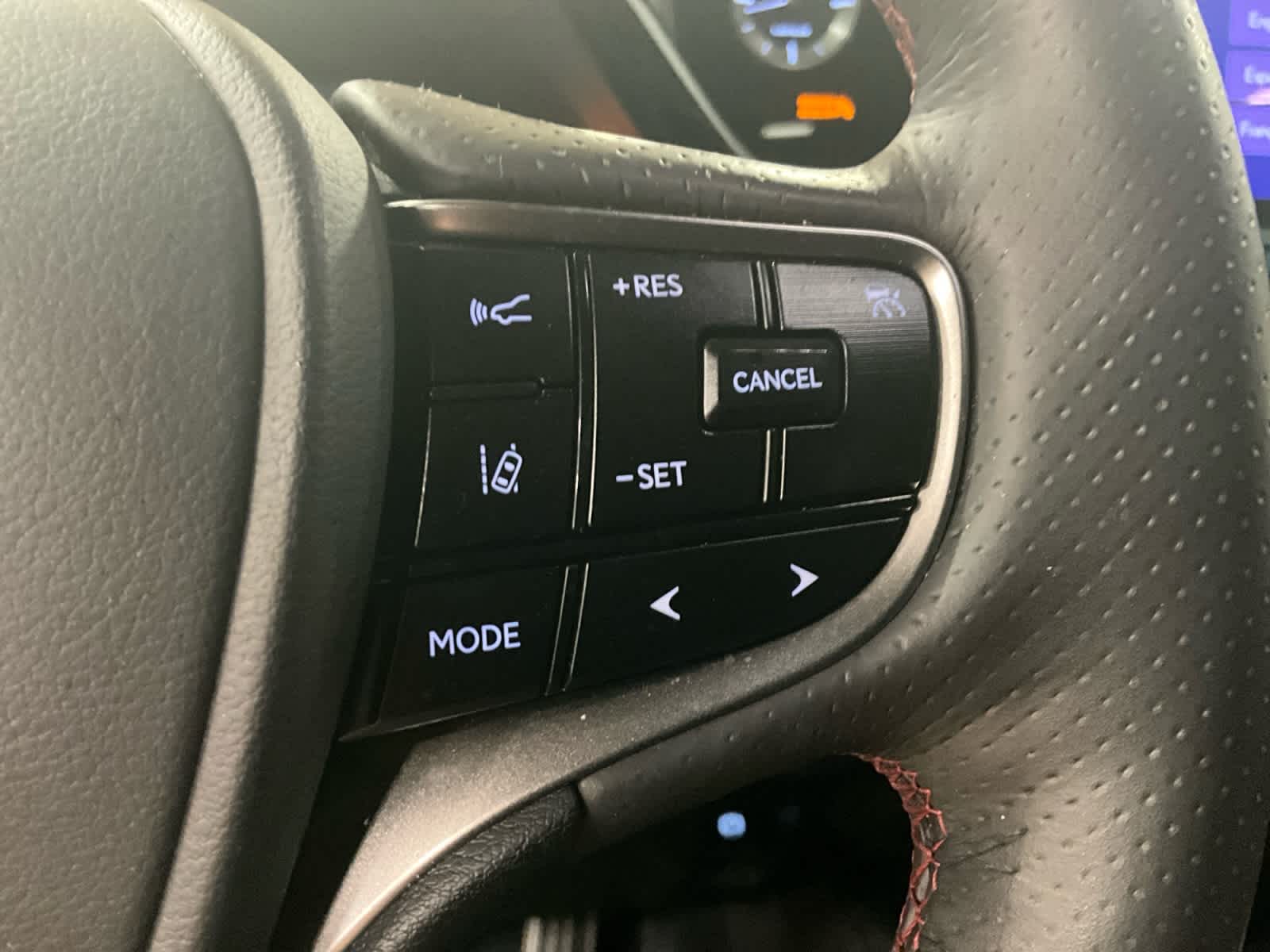 2024 Lexus ES 350 F SPORT Handling