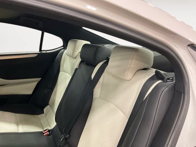 2023 Lexus ES 350 F SPORT Handling