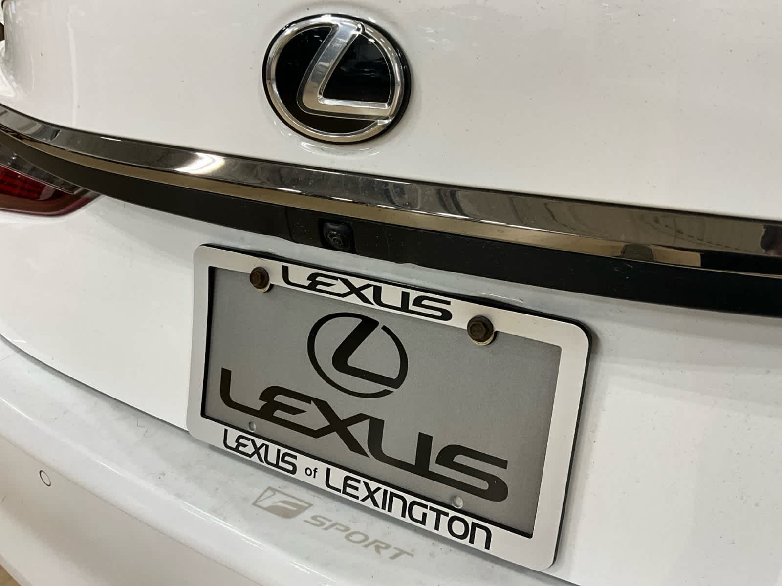 2023 Lexus ES 350 F SPORT Handling